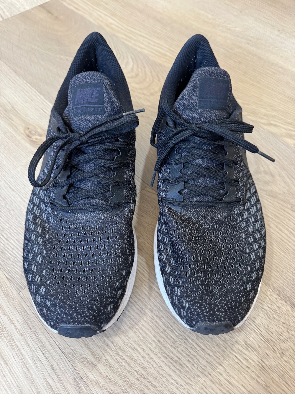 Nike Men’s Running Shoes - Picture 2 of 6